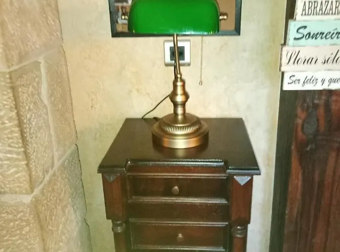 S. Antonio Hotel Menaza